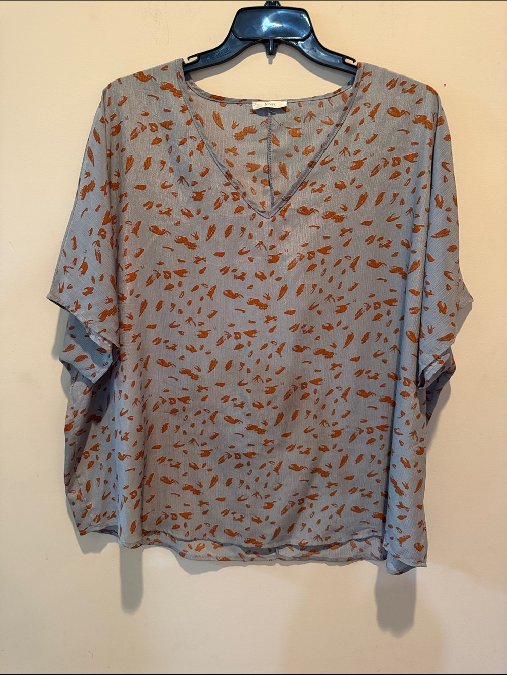 Grey V-Neck Women's Top with Rust Leaf Print